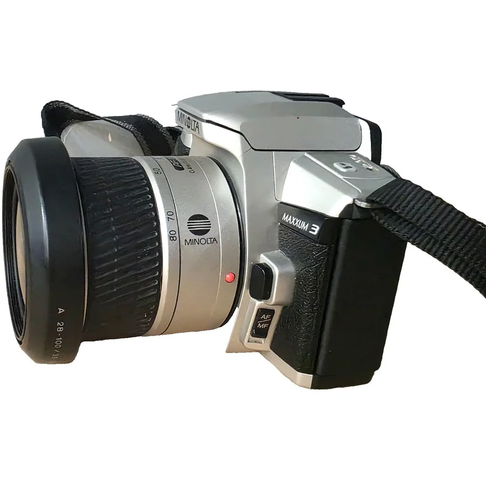 Minolta Maxxum 3 SLR Film Camera 55mm 28.80 AF 0.4m/1.3ft Standard Prime‎ Lens